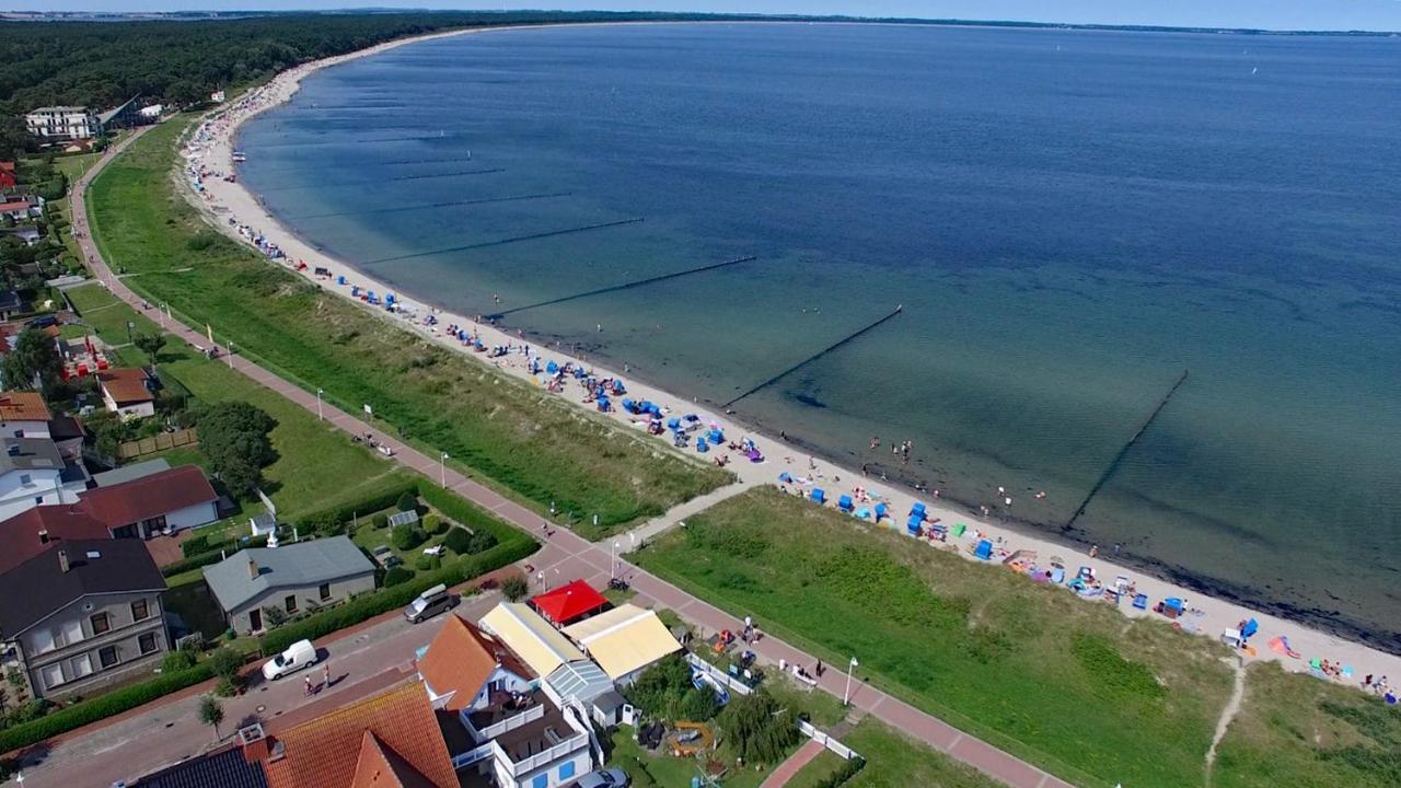 Ferienhaus Emmely Nur Wenige Gehminuten Zum Strand Ruhig 格洛威 外观 照片