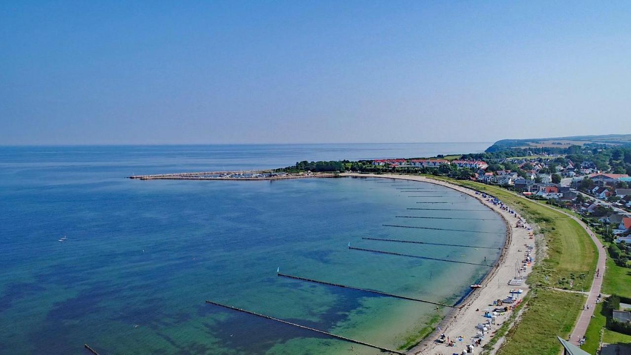 Ferienhaus Emmely Nur Wenige Gehminuten Zum Strand Ruhig 格洛威 外观 照片