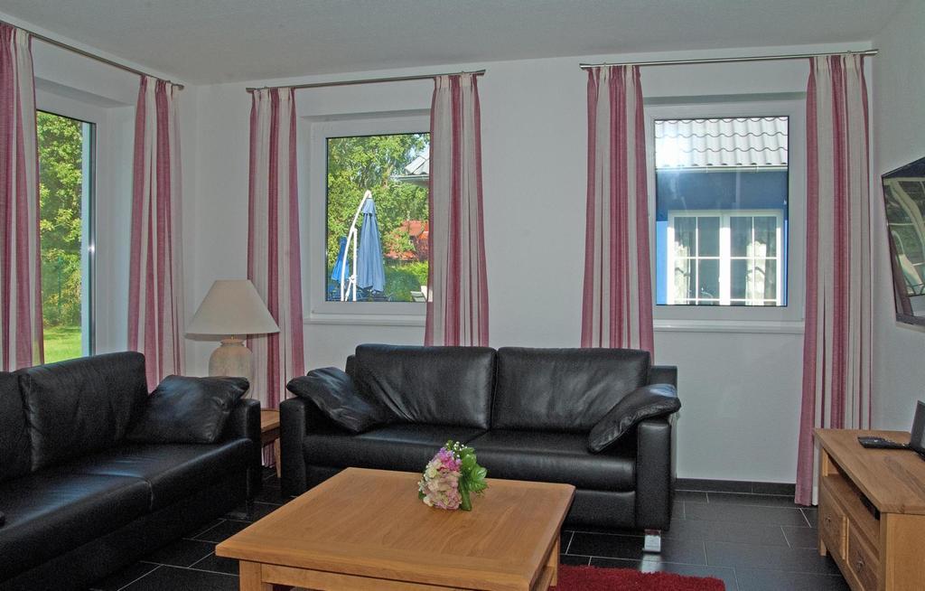 Ferienhaus Emmely Nur Wenige Gehminuten Zum Strand Ruhig 格洛威 外观 照片